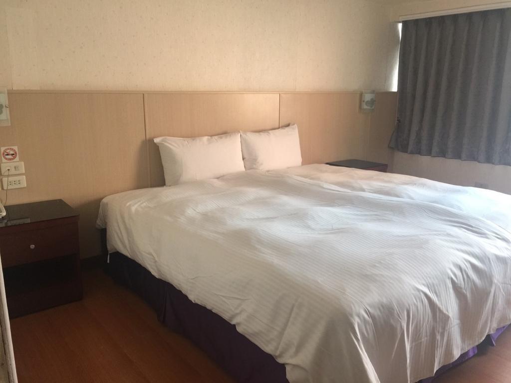 Long Siang Hotel Гаосюн Екстер'єр фото